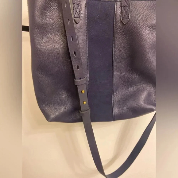 Madewell The Small Transport Leather Tote Dark Midnight Blue - Picture 8 of 15